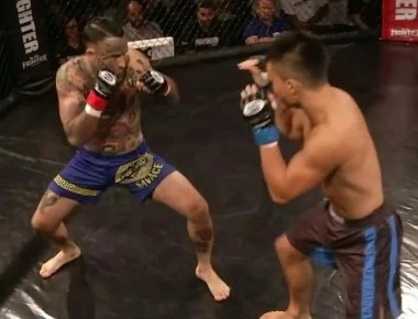 Νοκ άουτ σε… 10 δευτερόλεπτα - «Ξάπλωσε» ο μαχητής του μουάι τάι (βίντεο)